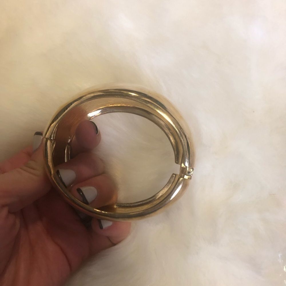 [boutique] large silver or gold hinge bangle #4